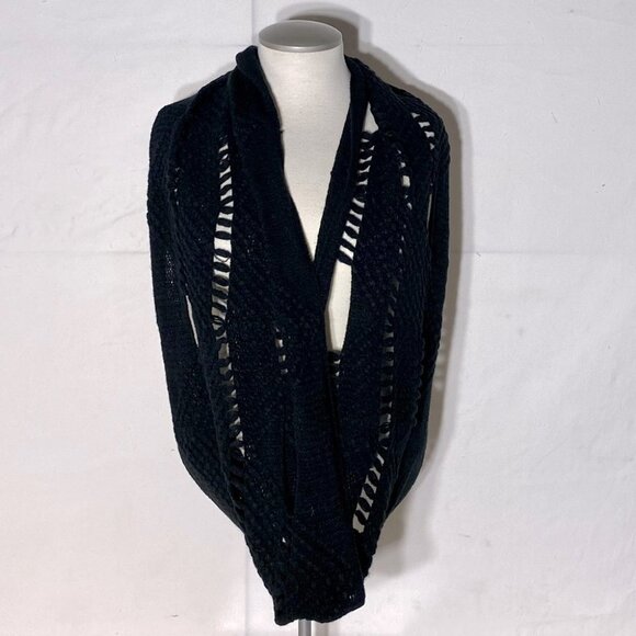 5/$25 Black Shredded Knit Infinity Scarf - Picture 1 of 8